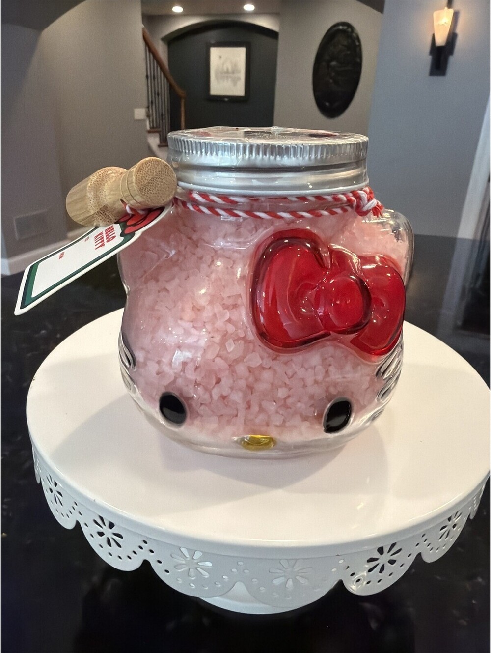 New Sanrio Hello Kitty Pink Bath Salts Reusable Glass Jar New Sealed